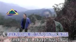 RAPHIEL PINUS  SAYANG BAH ITU MASA  KARAOKE [upl. by Sacksen773]