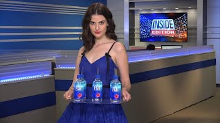 Fiji Water Girl Shows How to Do the Perfect Photobomb [upl. by Mikaela]