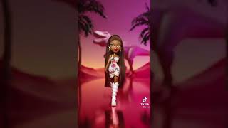 Bratz x GCDS Fashion Runway [upl. by Notsirt]