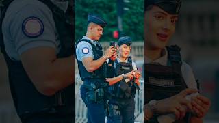 J’ai photographié la gendarmerie de Paris 👮‍♂️🇫🇷 gendarmerie pourtoi streetphotography paris [upl. by Ahteral365]