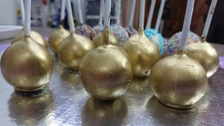 COMO HACER CAKE POPS DORADOS GOLD CAKE POPS [upl. by Yelekalb]