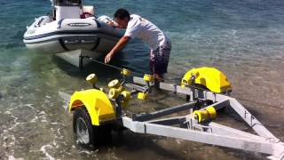 Remolque náutico galvanizado rápido embarcadero Quickbeach Amate en Almería [upl. by Pudendas575]