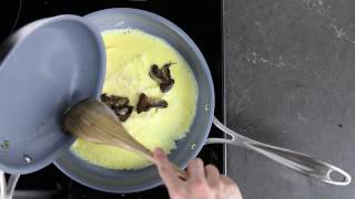 How to Make a Perfect Fluffy Omelette in ZWILLING Spirit Ceramic Fry Pans [upl. by Ailliw]