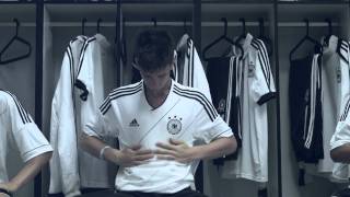 Reversed adidas football DFB Kampagne schneller ins trikot [upl. by Cloots19]