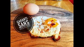 OEUF AU PLAT CROUSTILLANT et sans MOUQUIRE [upl. by Aztinaj]