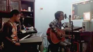 FIERSA BESARI  April unplugged [upl. by Terag965]