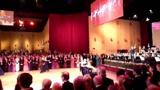 Semperopernball 2020  Dresden dreht sich [upl. by Ahsat]