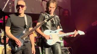 Satch Vai Tour 2024  Chicago  Enter Sandman  Ending Jam [upl. by Yanal]