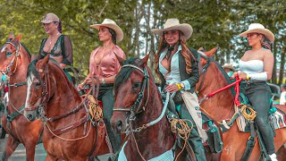 Increíble CABALGATA en Bugalagrande  Valle 🐴 COLOMBIA 2023 [upl. by Adnarem]