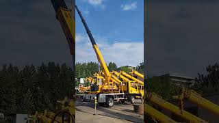 Blue brand Foton truck crane 7 sections 8speed gearbox [upl. by Ennoval]