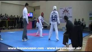 68kg Servet Tazegul vs Saban Calkan 2010 Senyor Turkish TKD Championships [upl. by Bouldon]