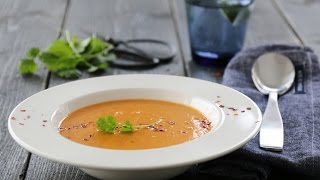 Søtetpotetsuppe med rød curry  Trines Mat [upl. by Akceber245]