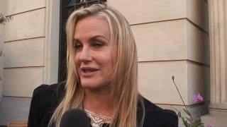 Daryl Hannah Interviewed at the California Green Communities Challenge By Ken Spector [upl. by Ajnek427]