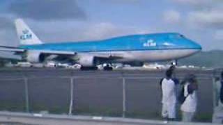 amazing jumbo jet 747 landing and taking off st Maarten [upl. by Aihsela]