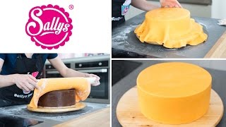 Fondanttorte überziehen  runde Torte mit Fondant eindecken  Tipps amp Tricks  Sallys Basics [upl. by Hrutkay]