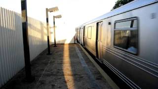 MTA NYC Subway Pullman Standard R46 6170 on the A Lefferts Blvd bound arriving at 104th Street [upl. by Ursa129]