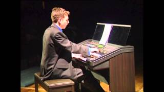 Matt Richardson plays quotRhapsody in Bluequot G Gershwin Electone EL900 2004 [upl. by Jena]