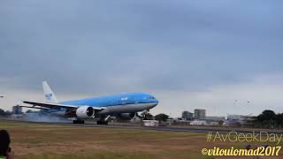 KLM Boeing 777200 landing in Guayaquil Airport AvGeekDay 2017 [upl. by Arlin]