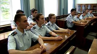 Concorso Scuola Militare Aeronautica quotGiulio Douhetquot [upl. by Evangeline]