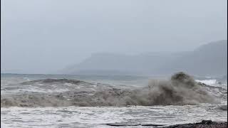 Maltempo in Liguria vento di burrasca e mareggiate da Ponente a Levante [upl. by Ettenoj]