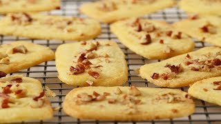 Butter Cookies Recipe Demonstration  Joyofbakingcom [upl. by Tlevesor]