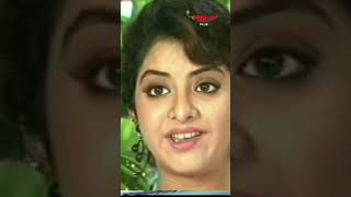 Late Divya Bharti on signing her first autograph divyabharti saatsamundar [upl. by Sterne]