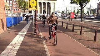 Toerist op fiets is zó vervelend [upl. by Demetri]