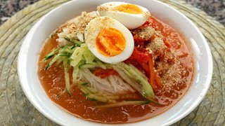 Cold kimchi noodle soup kimchimariguksu 김치말이국수 [upl. by Justicz540]