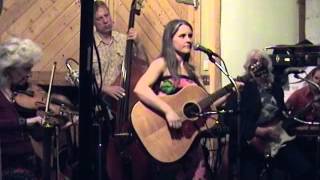 Queen Rainier by Britchy live at the Ten Spoon Winery [upl. by Giralda]