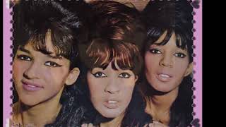 THE RONETTES quotBABY I LOVE YOUquot tradução [upl. by Ninon536]