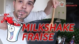 LIVE Faire un milkshake à la fraise facilement [upl. by Nevram]