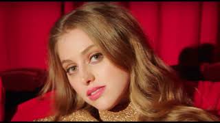 BAMBOLA  Betta Lemme  Testo italiano [upl. by Eillime]