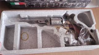 UNBOXING COLT PIETTA 1851 NAVY YANK SHERIFF CAL 44 [upl. by Llimaj]