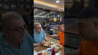 Davetsiz misafir😂 adanakebap food kebap diyarbakır adana youtubeshorts [upl. by Gatian]