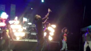 Arcangel  quotPanamiur official remixquot en vivo  las justas 2011 [upl. by Chung]