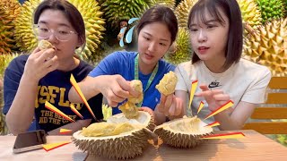 KOREAN 🇰🇷 EXCHANGE STUDENTS IN INDONESIA 🇮🇩 TRY DURIAN REAKSI ORANGE KOREA MUKBANG DURIAN [upl. by Oynotna706]