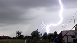 2008 7 14 Brutális közeli villámcsapások  Amazing Lightning Strikes [upl. by Nedle744]