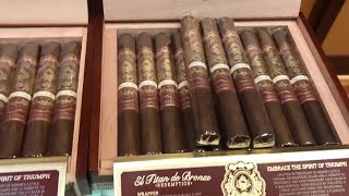 El Titan de Bronze Cigars [upl. by Gerger]