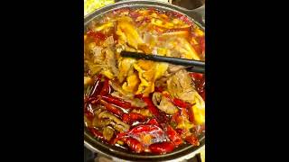 Come to Lijiang just for this beef hotpot Lijiang Food Yunnan Food Sharing [upl. by Aratas]