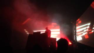 Kavinsky  First Blood live Paris lOlympia 17 mars 2014 [upl. by Ahtan]