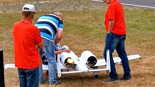 A10 WARTHOG THUNDERBOLT 2 GIANT RC SCALE MODEL TURBINE JET FULL DEMO FLIGHT  Jetpower Messe 2015 [upl. by Kristos653]