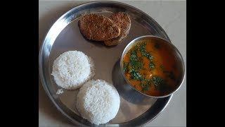 Surmai fish Curry in Malvani Style  Malvani Fish Curry  Fish Curry Marathi Style [upl. by Kyred762]