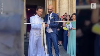 Dallo strascico alla dedica al papà i dettagli del matrimonio di Valerio Scanu [upl. by Murrah89]