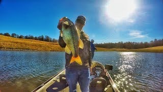 Late Winter ARig Tips To Locate Schooling Bass [upl. by Landel]