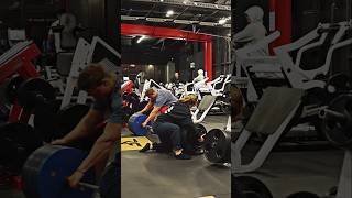 Private Gym Reacts To 1000lbs Deadlift 👀 shortsvideo [upl. by Ettenoitna]