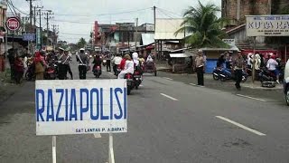 Lokasi Razia Polisi di Bekasi  MotoVlog 11  polwan 86 [upl. by Adal419]