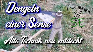 Dengeln einer Sense Alte Technik neu entdeckt [upl. by Sirama886]