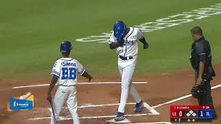 Se fue la bola 💥 HOMERUN de Arístides Aquino y el Licey pican delante en el Quisqueya 🐯🔥 [upl. by Karee]