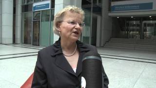 quotBundestalkquot mit der Bundesdrogenbeauftragten Mechthild Dyckmans Teil2 [upl. by Anilag]