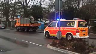 NEF Wermelskirchen auf Einsatzfahrt in Leichlingen 1522024 [upl. by Nanis]